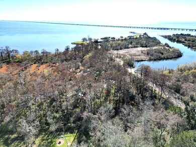 440 Chase Ct W, Mandeville, LA 70448 - photo 5