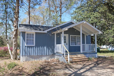 02 Covered Front Porch