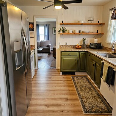 20 Nicholdale Rd, Shelton, CT 06484 - photo 4