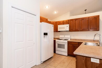 5806 coddington lane-5