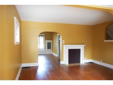 Entertainment Sized Living Room with Decorative Fireplace