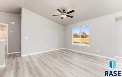 6912 W 5th St, Sioux Falls, SD 57107 - photo 3