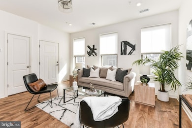 45922 Swallow Terrace, Countryside, VA 20165 - photo 7