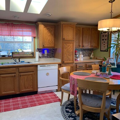 185 Jamey Dr, Rochester, NH 03868 - photo 6