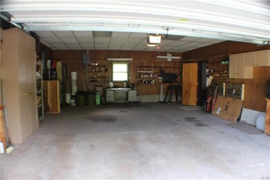660 S Summit Rd, Bath, PA 18014 - photo 3