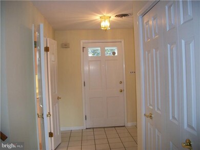 605 Creekside Rd, Wallingford, PA 19086 - photo 2