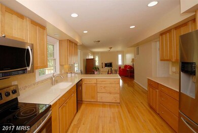 3642 Elderberry Place, Fairfax, VA 22033 - photo 6