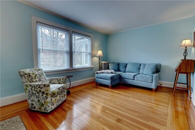 10 Luzon Ave, Providence, RI 02906 - photo 5