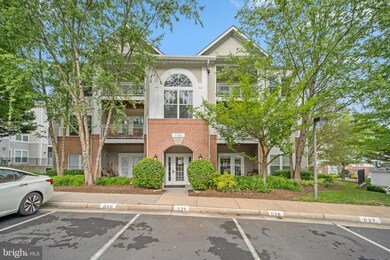 1516 N Point Dr unit 303, Reston, VA 20194 - photo 3