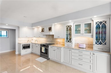 The Claridge unit 19-B, Naples, FL 34108 - photo 5