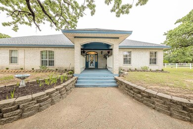 2607 Wills Way Dr, Granbury, TX 76049 - photo 3