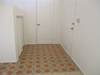 6545 Copper Mountain Rd, Twentynine Palms, CA 92277 - photo 4