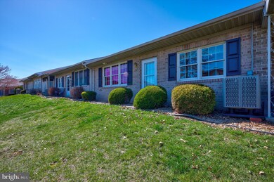 204 Sunbrook Ln unit 150, Hagerstown, MD 21742 - photo 3