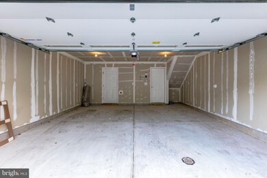 126 Cambria Walk unit 126, Alexandria, VA 22304 - photo 2