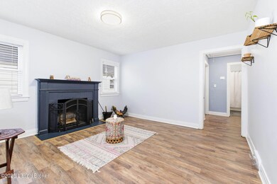 1521 Larchmont Ave, Louisville, KY 40215 - photo 5