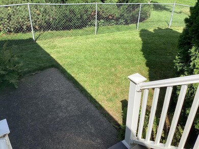 109 E Hawthorne St, Albert Lea, MN 56007 - photo 5