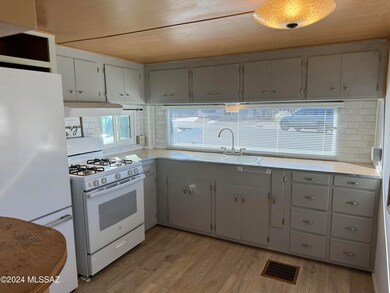 Kitchen1