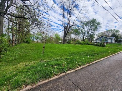 0000 Lincoln Ave, Des Moines, IA 50310 - photo 2