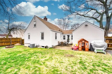 110 Bryant Rd, Cranston, RI 02910 - photo 4