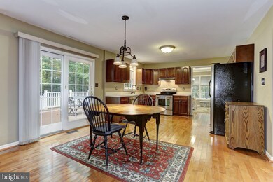 870 Laval Dr, Sykesville, MD 21784 - photo 6