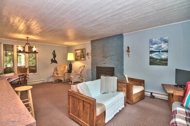 154 Sweet Briar Rd, Pocono Pines, PA 18350 - photo 6