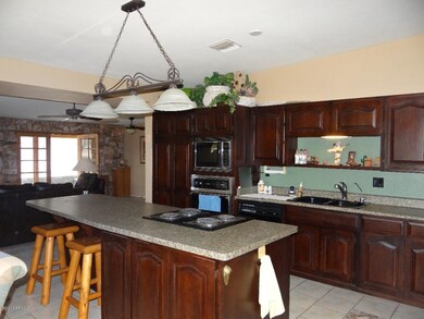 Kitchen 2