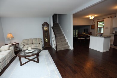 775 Huntingdon Dr, Schenectady, NY 12309 - photo 5