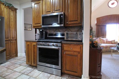 83 Overland Route, Ardmore, OK 73401 - photo 5