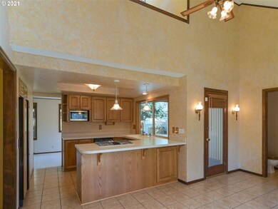 2742 Wingate St, Eugene, OR 97408 - photo 6