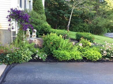 6 Autumn Ln, Rockland, MA 02370 - photo 4