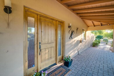 Huge front covered porch/patio