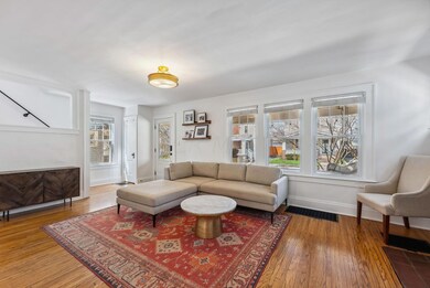 7-web-or-mls-221-e-pacemont-rd