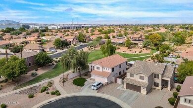 1 house away from greenbelt/walking path