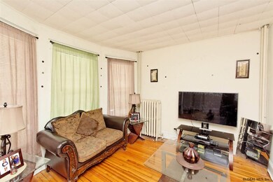 832 Jay St, Albany, NY 12203 - photo 4