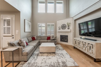 2525 Sandy Creek Ln, the Colony, TX 75056 - photo 3