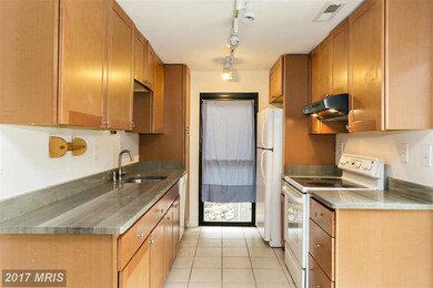 8977 Blue Pool, Columbia, MD 21045 - photo 7