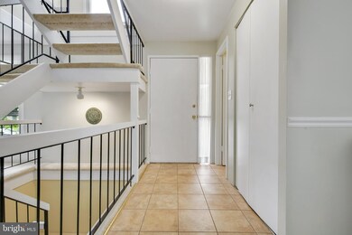 11504 Cherry Grove Dr, North Potomac, MD 20878 - photo 6