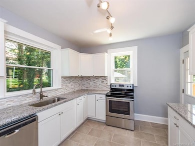 Tile, Granite, Stainless Kitchen