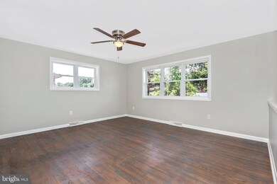 17739 Burnside Ave, Hagerstown, MD 21740 - photo 5