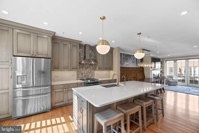 2604 Lighthouse Ln, Baltimore, MD 21224 - photo 3