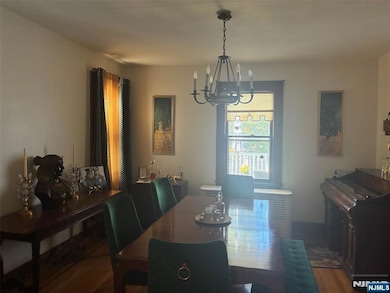 708 Linden Ave, Teaneck, NJ 07666 - photo 2