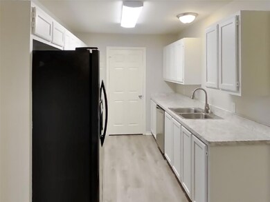 4301 Sheldon Dr, Granbury, TX 76049 - photo 6