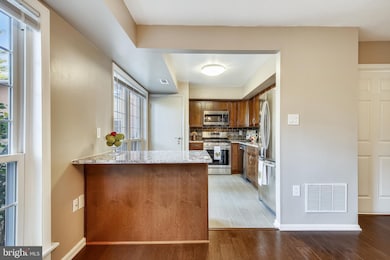 1959 Kennedy Dr unit 1959, McLean, VA 22102 - photo 5