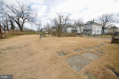 815 Chestnut St, Paulsboro, NJ 08066 - photo 4