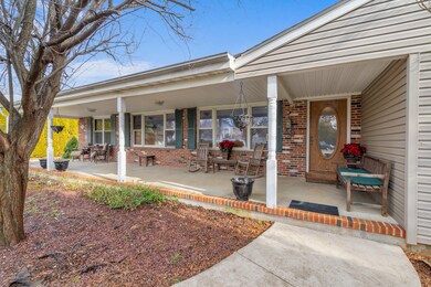 19 Walling Rd, Freehold, NJ 07728 - photo 4