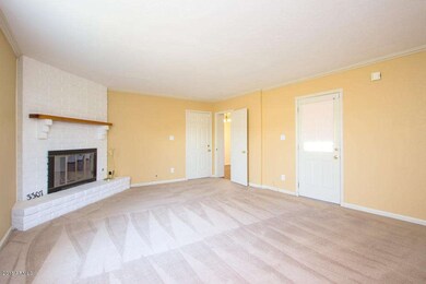 Flex Room/Den/Man Cave W Fireplace