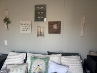 1525 Iron Trail E, Indianapolis, IN 46234 - photo 2