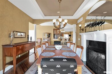 4705 N Thornhill Dr, Peoria, IL 61615 - photo 6