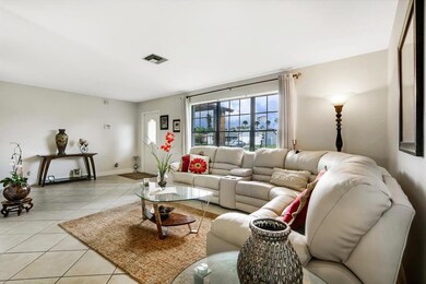 1365 Woodcrest Rd E West Palm-large-006-