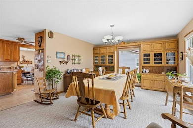 904 S 11th Ave, Washington, IA 52353 - photo 3